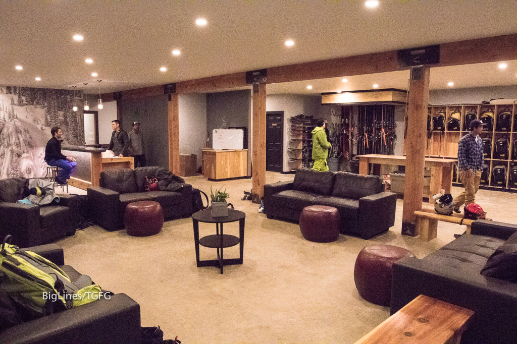 New day lodge with comfy seats to get ready and apres in.